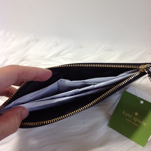 Kate Spade Ariah Houndstooth wristlet - Picture 4 of 6